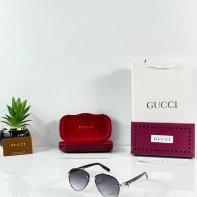 Gucci_5118_Silver_Black_DC