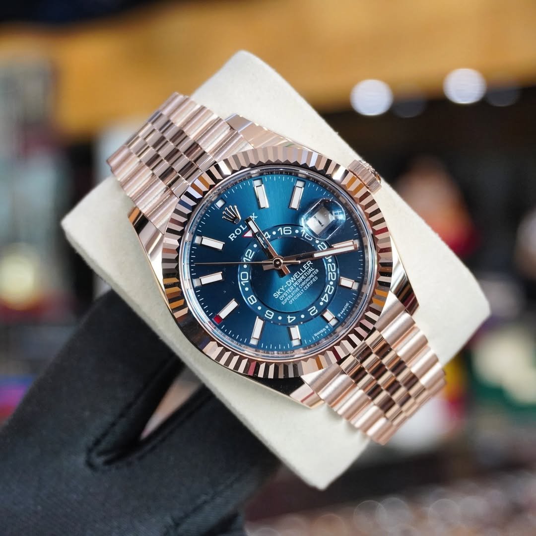 Rolee_x Oyster Perpetual Sky Dweller Copper Blue - Image 4