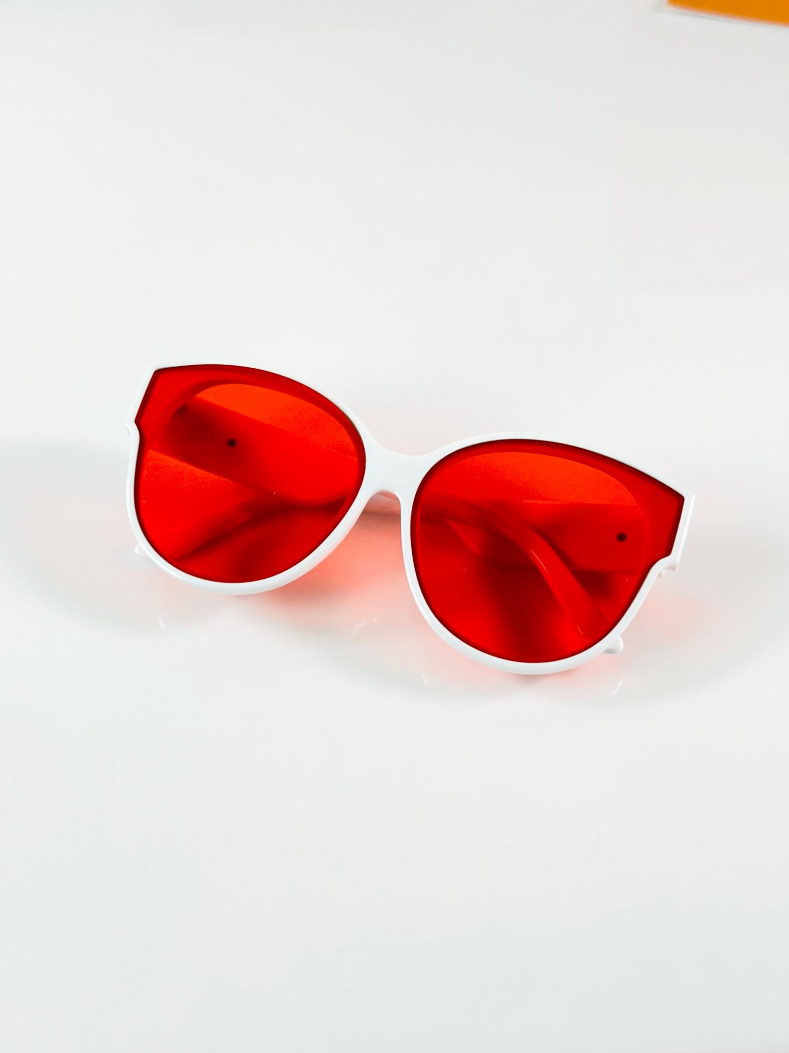 Louis_Vuitton_WMNS_8091_White_Red - Image 3