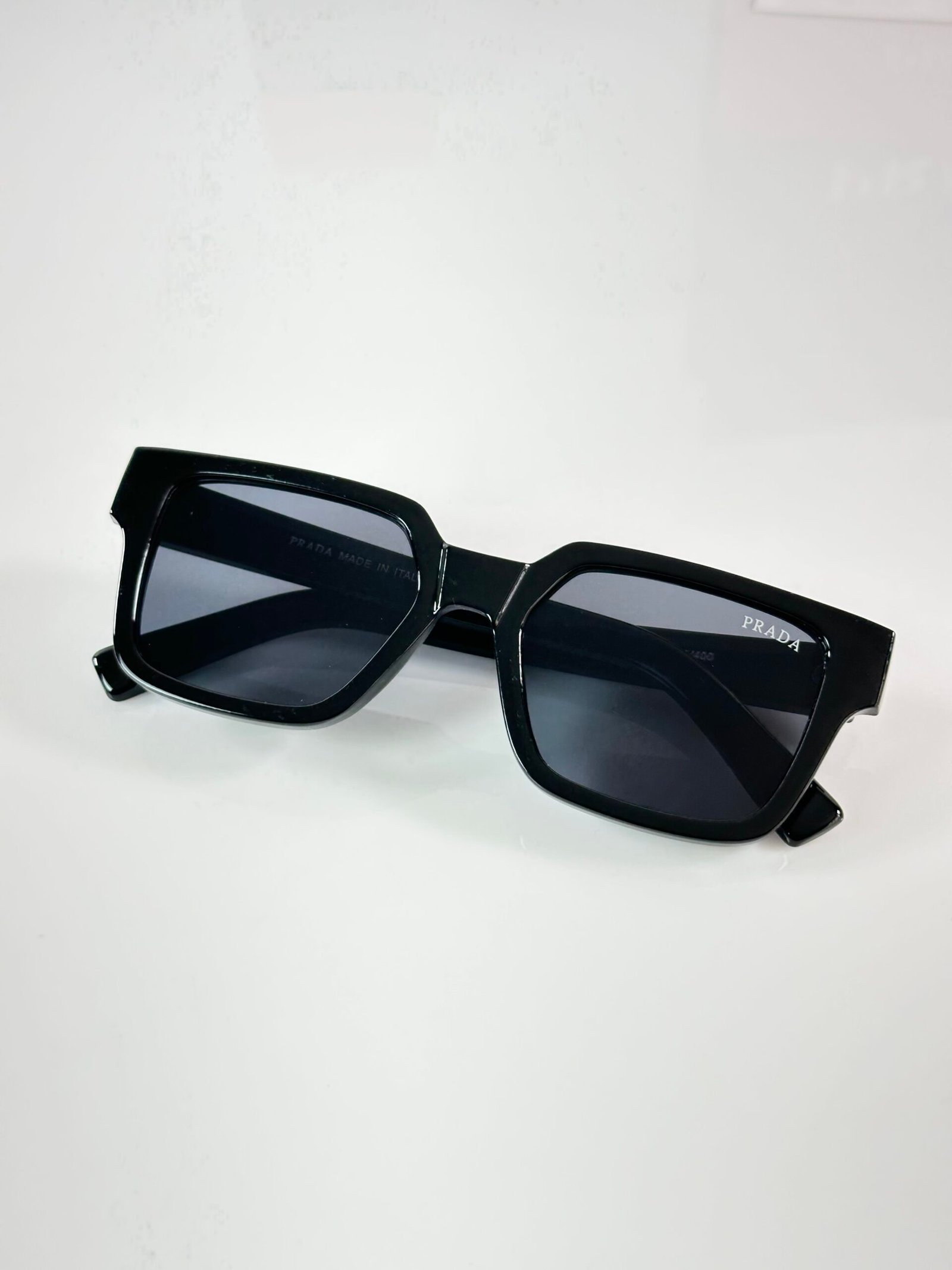 PR 8720 Shine Black - Image 3