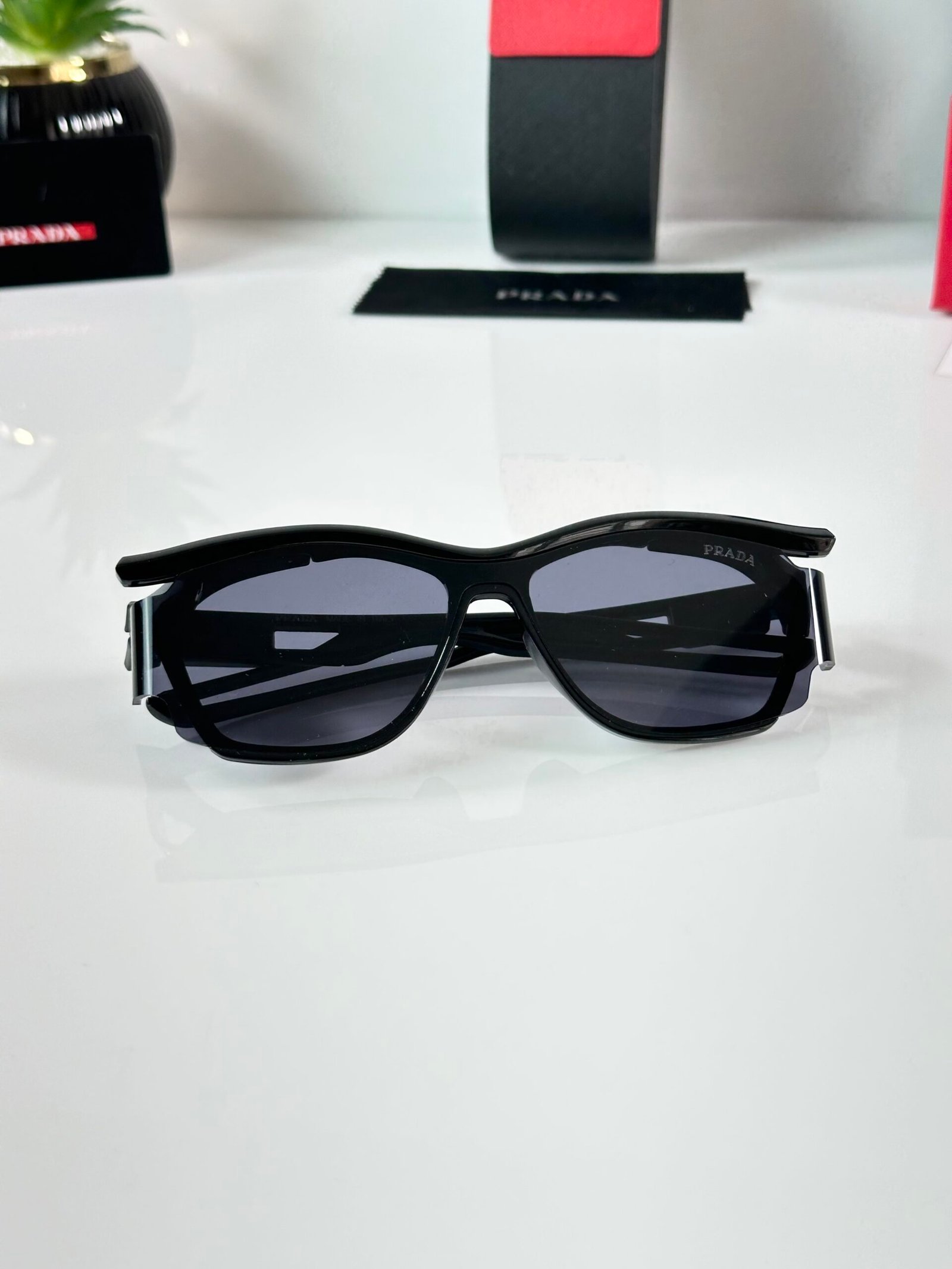 PR 8899 Black - Image 4
