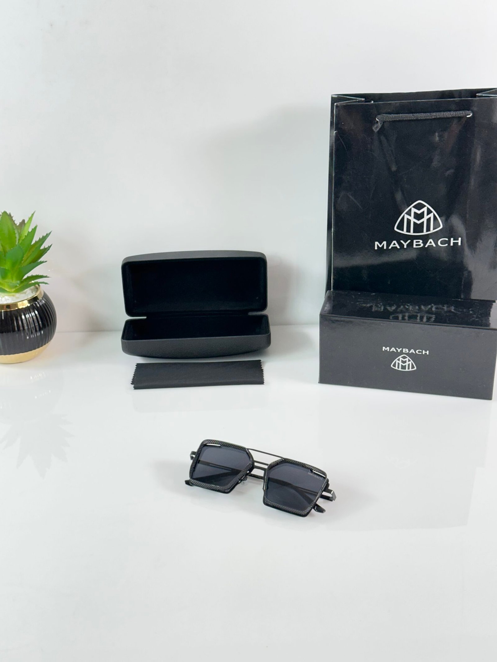 Maybach 2173 Black - Image 5