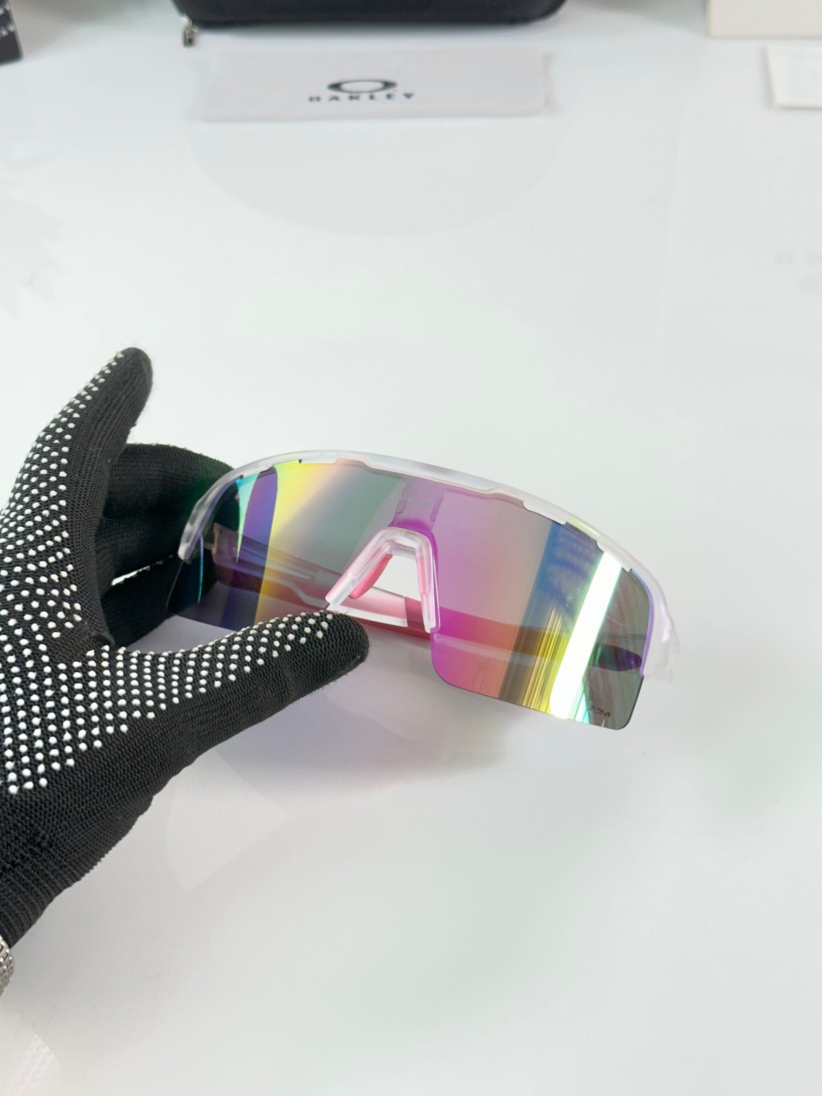 Oak 8836 Ice Pink Mercury - Image 4