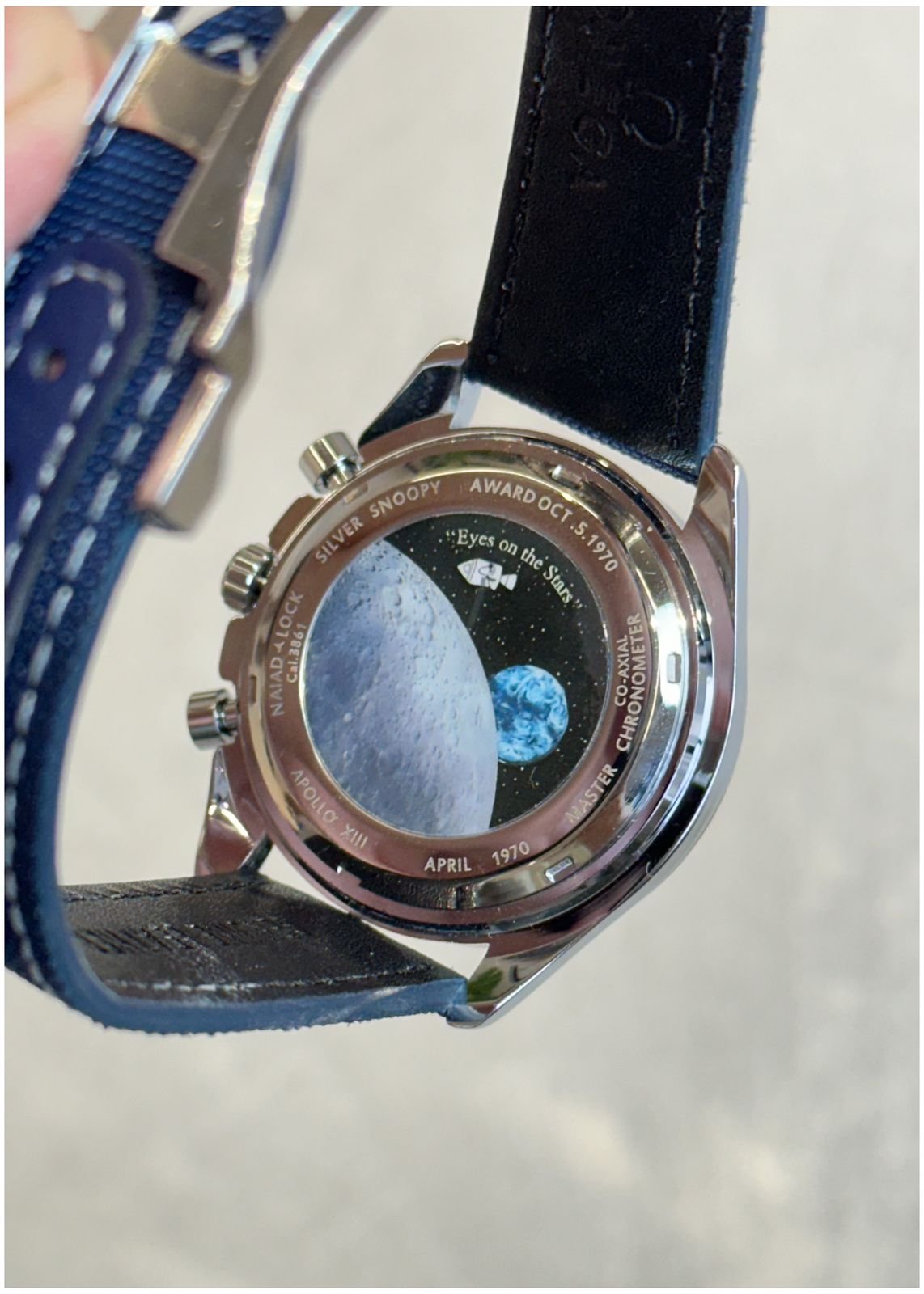 Omeg_a Speedmaster Silver Snoopy - Image 5