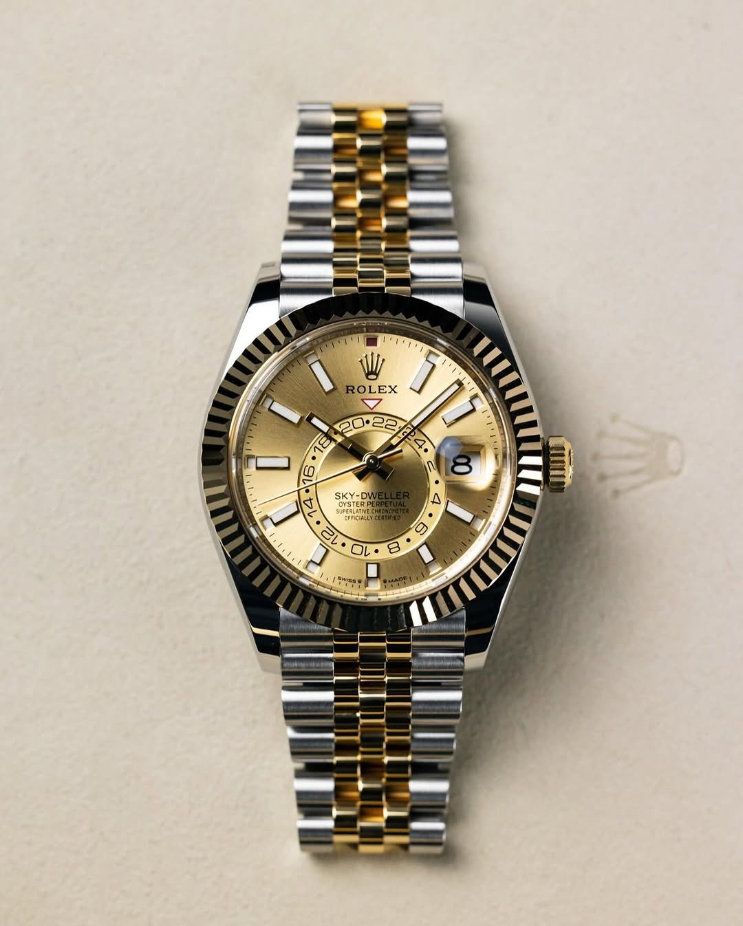 Role_x Oyster perpetual Sky Dweller Z-R Premium - Image 8