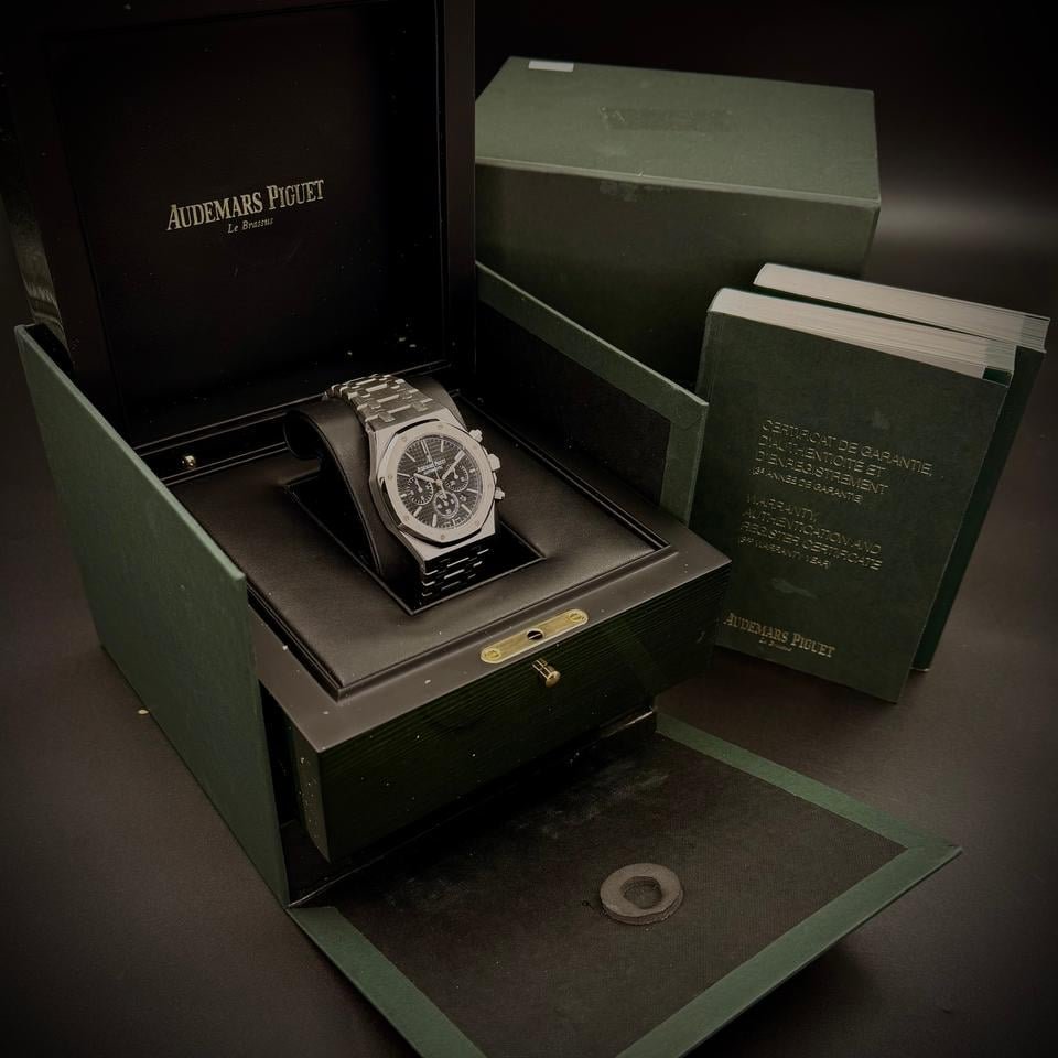 Audemars piguee_t Royal Oak Chronograph Black - Image 2