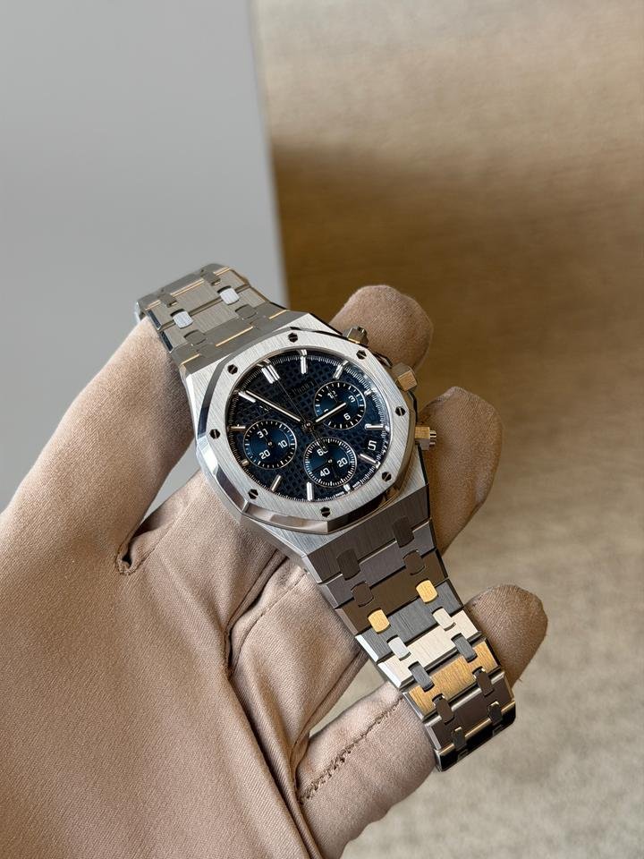 Audemars piguee_tRoyal Oak Chronograph Blue - Image 6