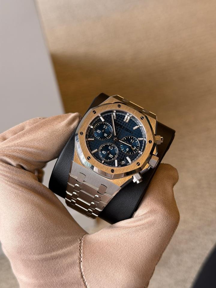 Audemars piguee_tRoyal Oak Chronograph Blue - Image 5