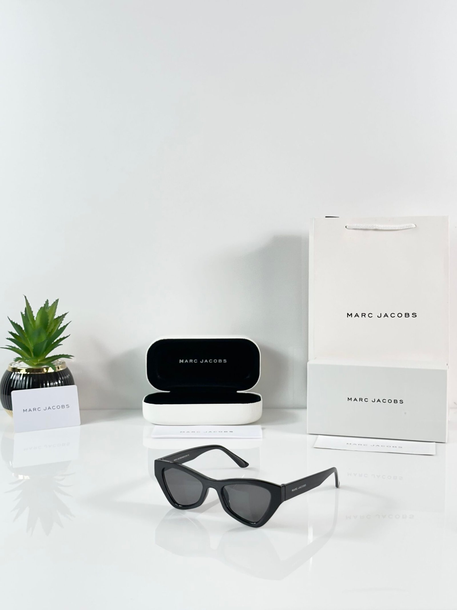 Marc Jacobs WMNS 5331 Black