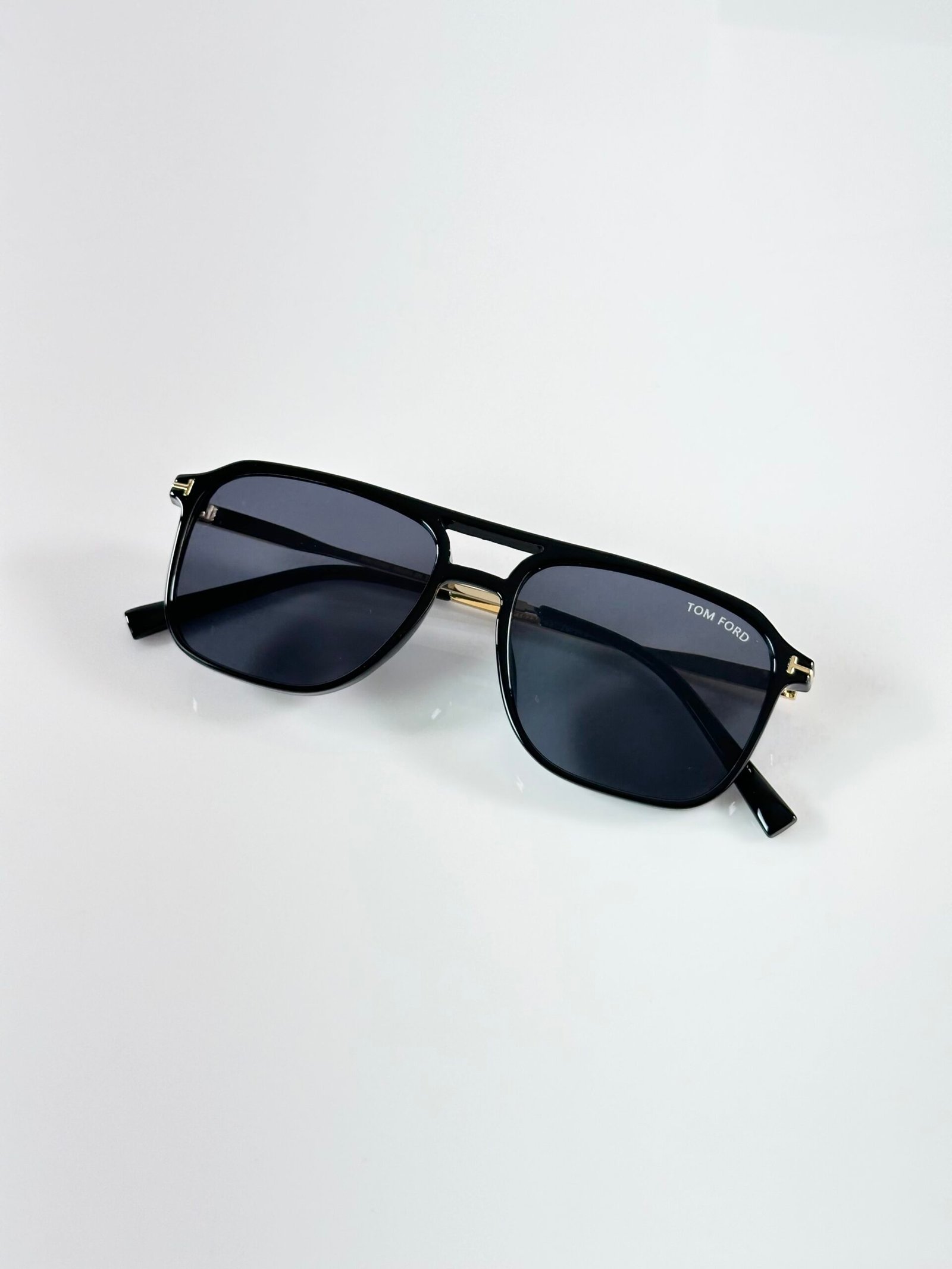 Tom 0230 Gold Black - Image 4
