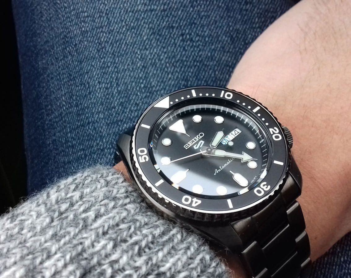Seiko 5 Sports Automatic Full Black - Image 5