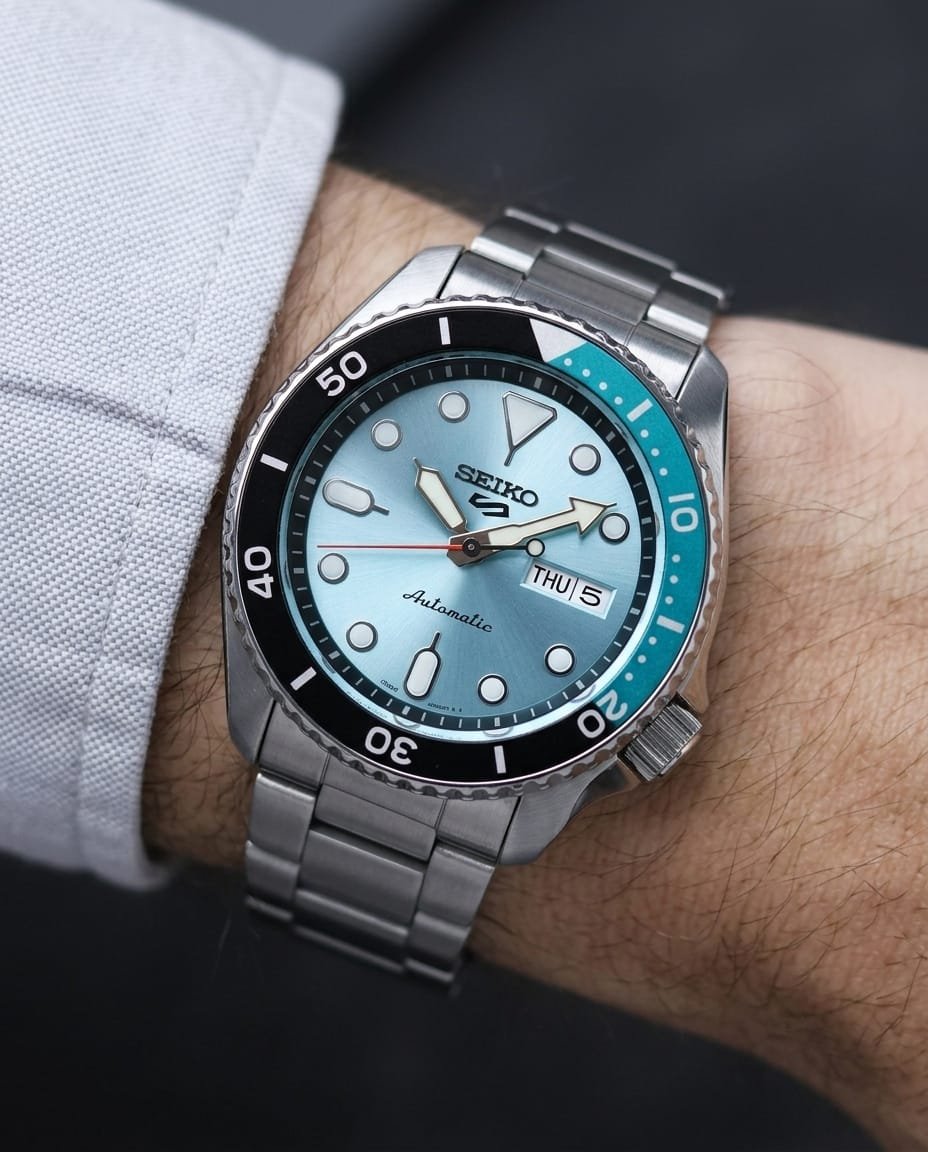 Seiko 5 Sports Automatic - Image 2