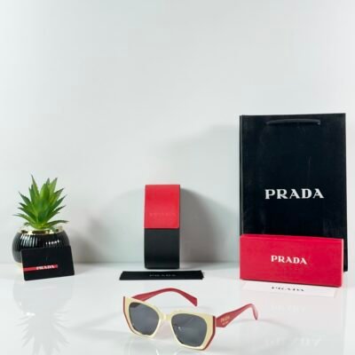 PR WMNS 018 Gold Black Red