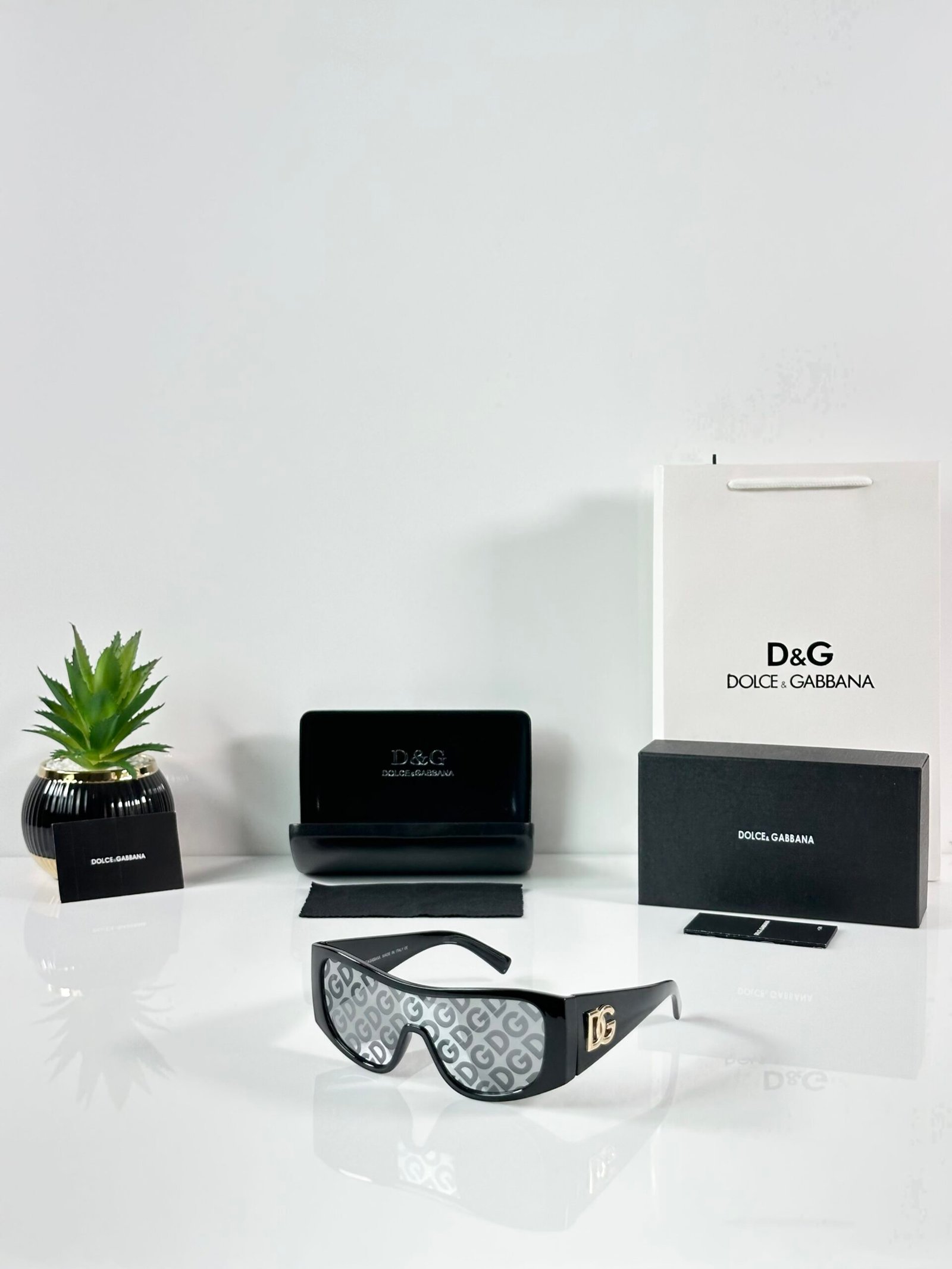 DG 4454 Printed Black